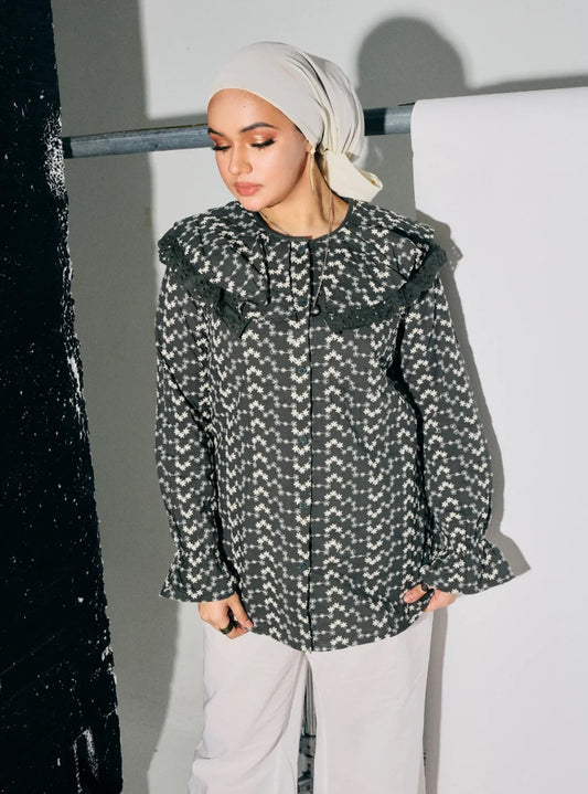 Atasan Maisara Eyelet Ruffles Top