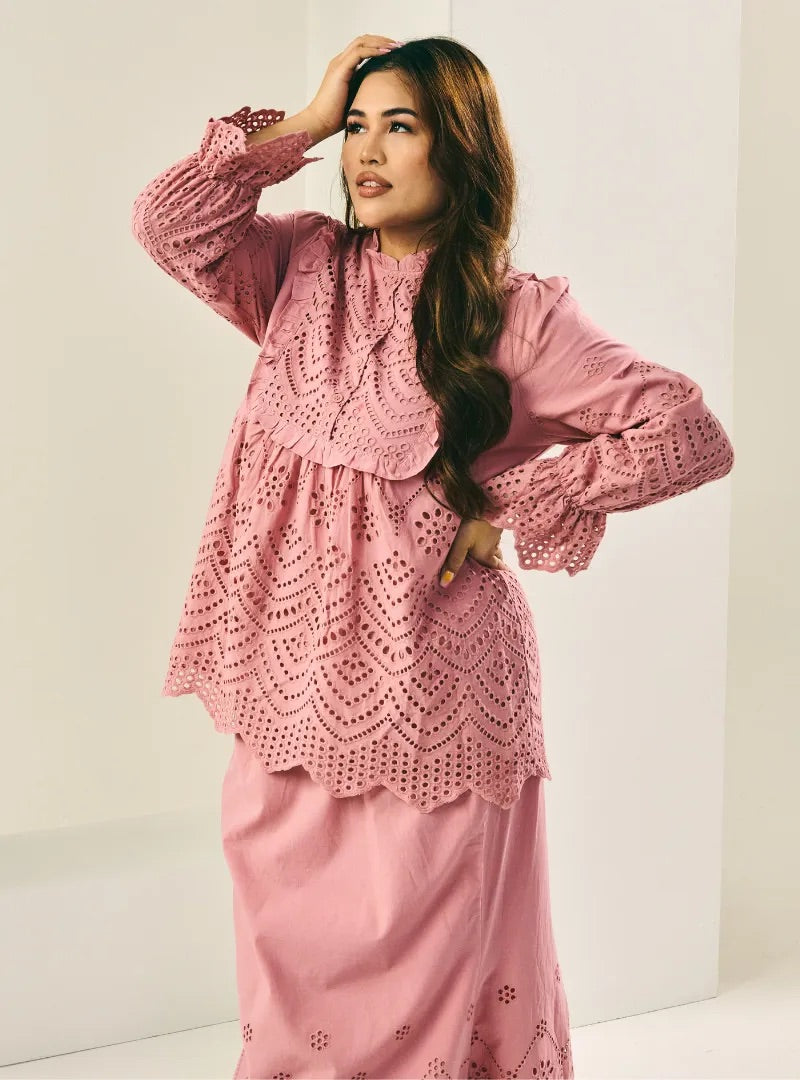 PO TUN EZZAH Eyelet Kurung