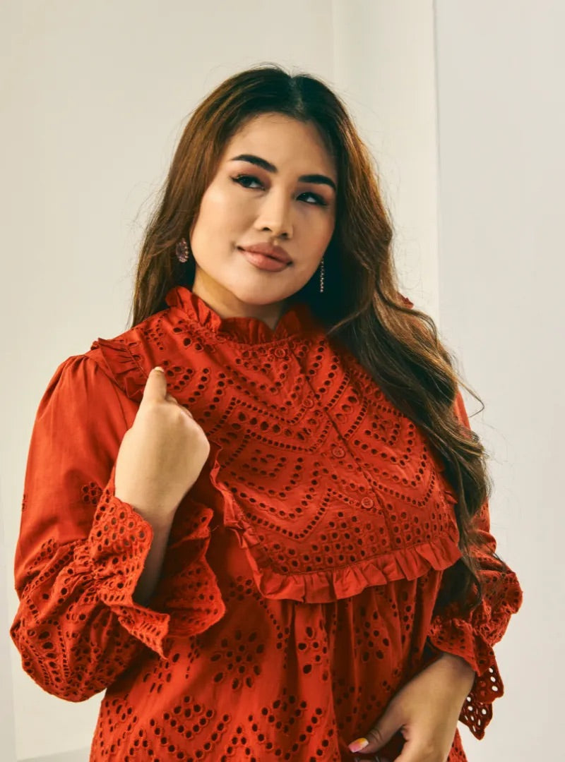 PO TUN EZZAH Eyelet Kurung