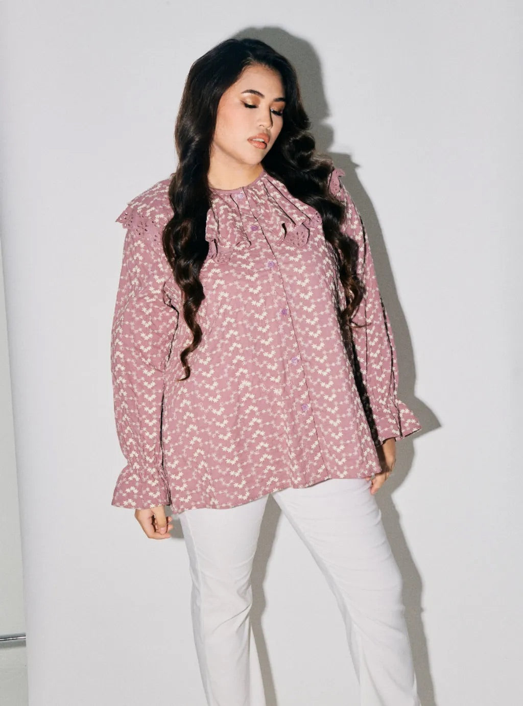 Atasan Maisara Eyelet Ruffles Top