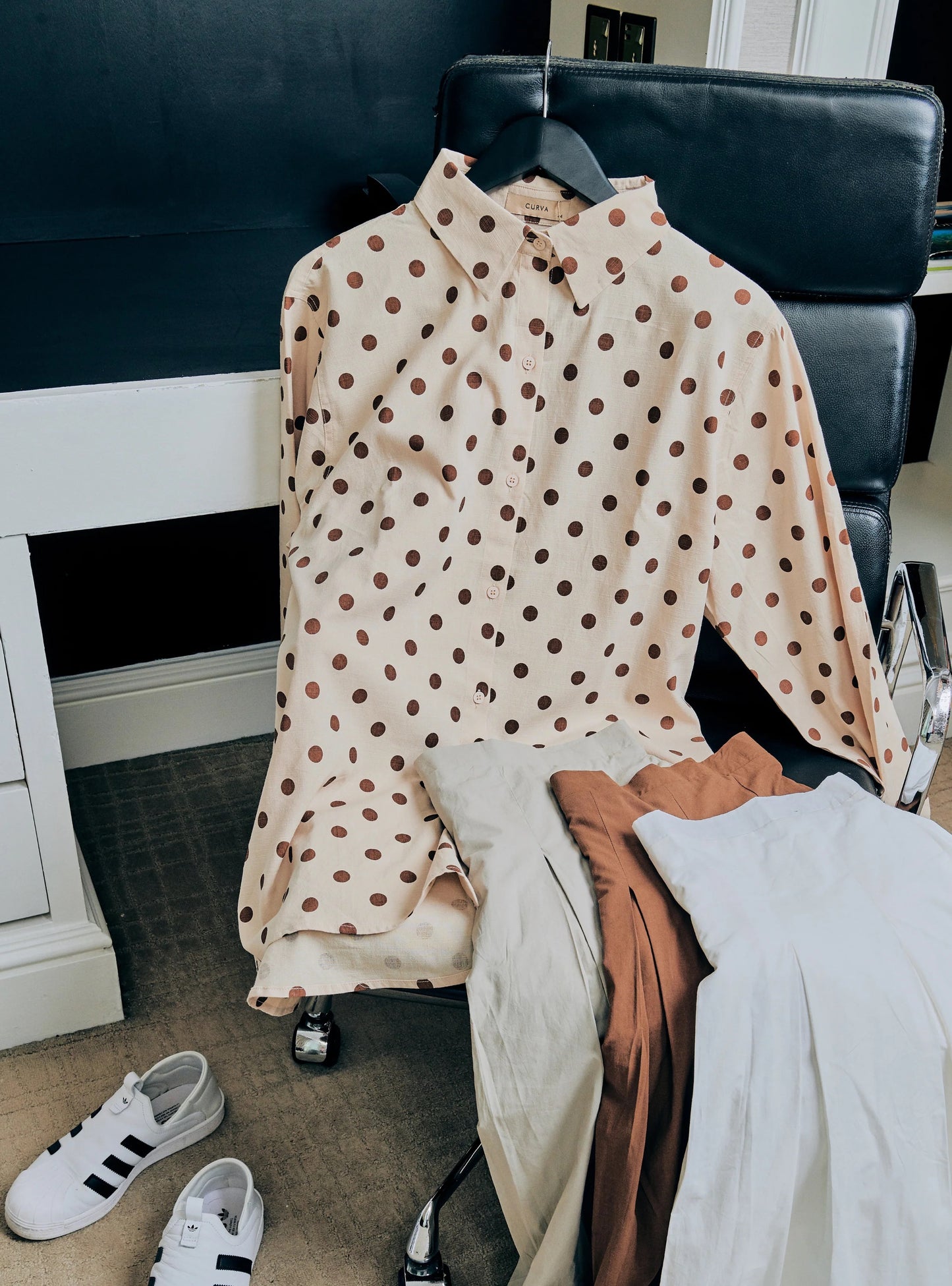 Kemeja Betty Dotted Shirt