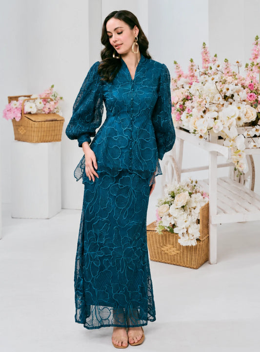 Setelan Bunga Melur Lace Kebaya Doll Kurung