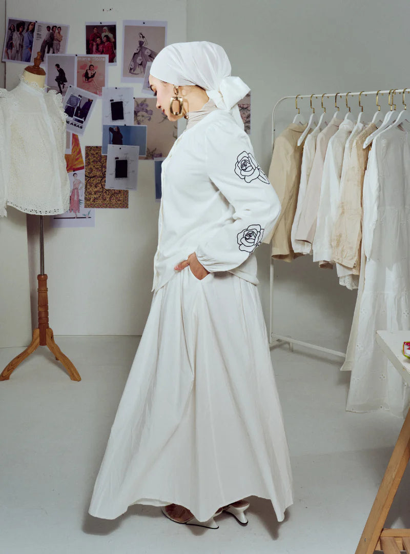 Kemeja Tess Embroidered Button-up Shirt