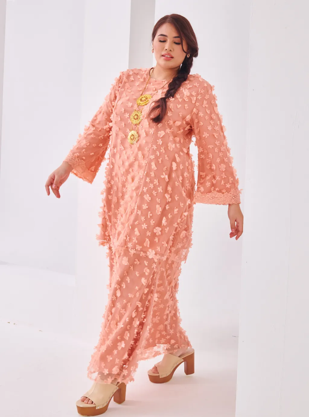 Setelan Tun Sharifah 3D Flower Lace Kurung