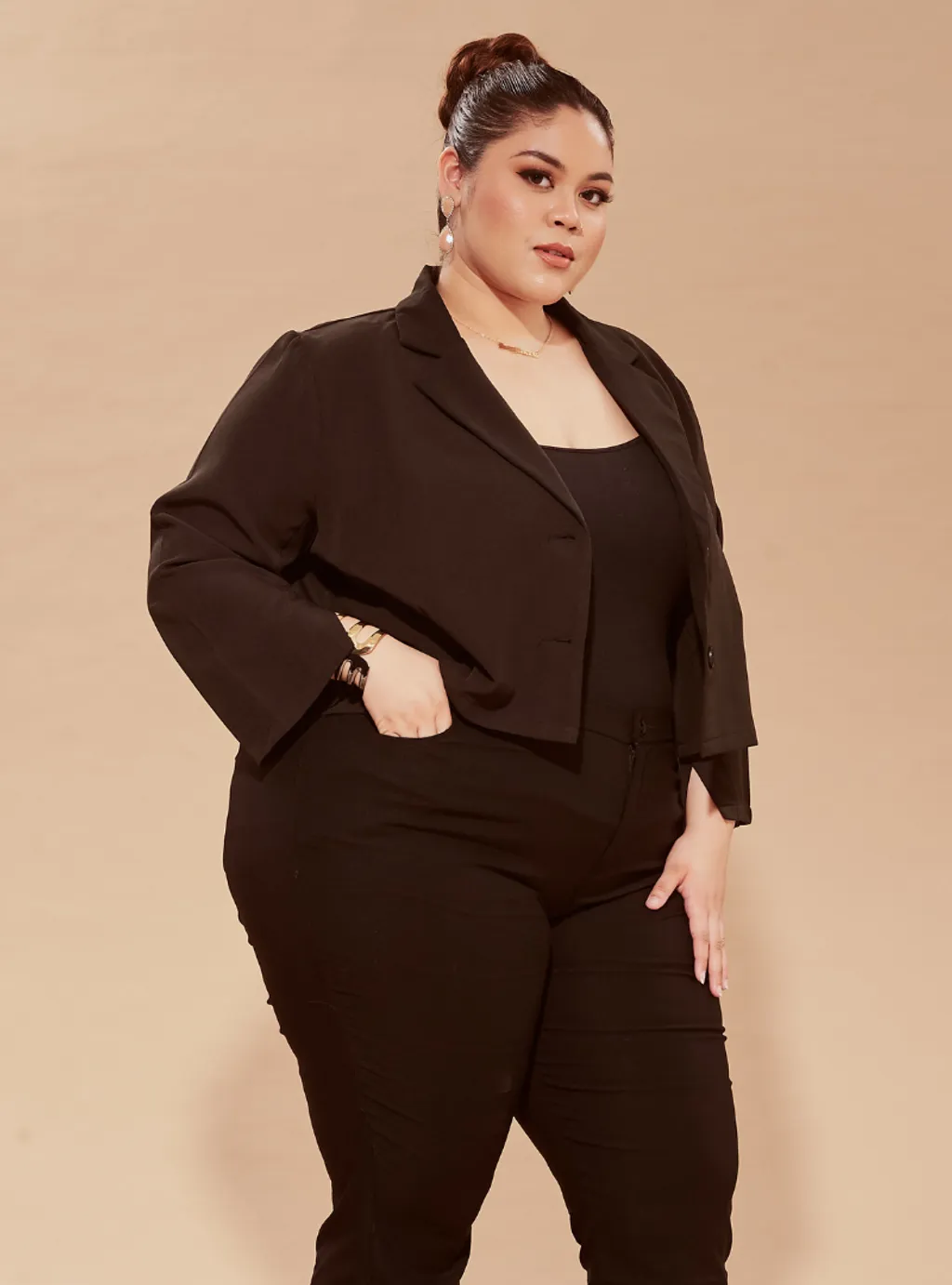 Curva Fabulous - Short Blazer - Nude Series - CURVA FABULOUS INDONESIA - Shirts & Tops