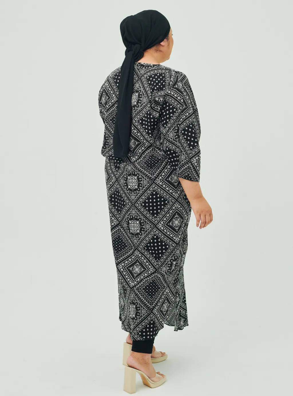 Kaftan Raya Essential Front Knot