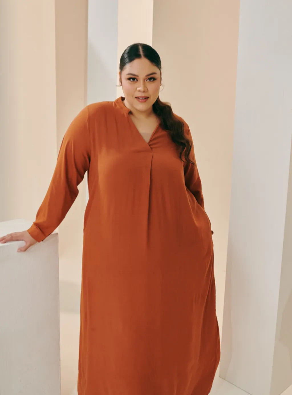 Selsae Mandarin Kaftan Dress