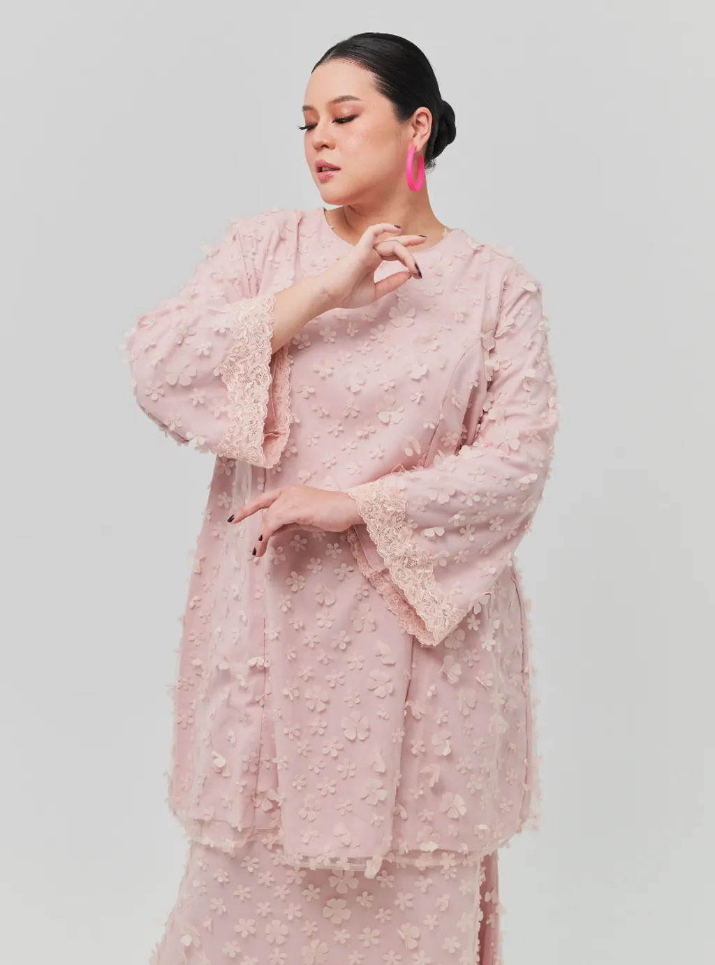 Setelan Tun Sharifah 3D Flower Lace Kurung