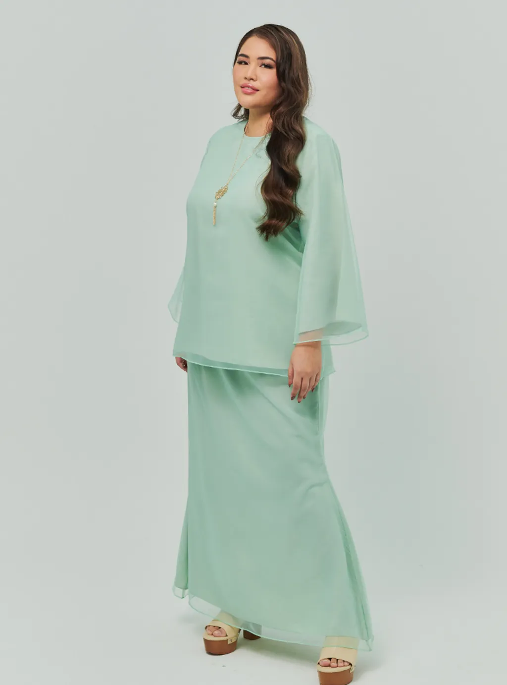 Setelan Tun Aminah Organza Basic Kurung