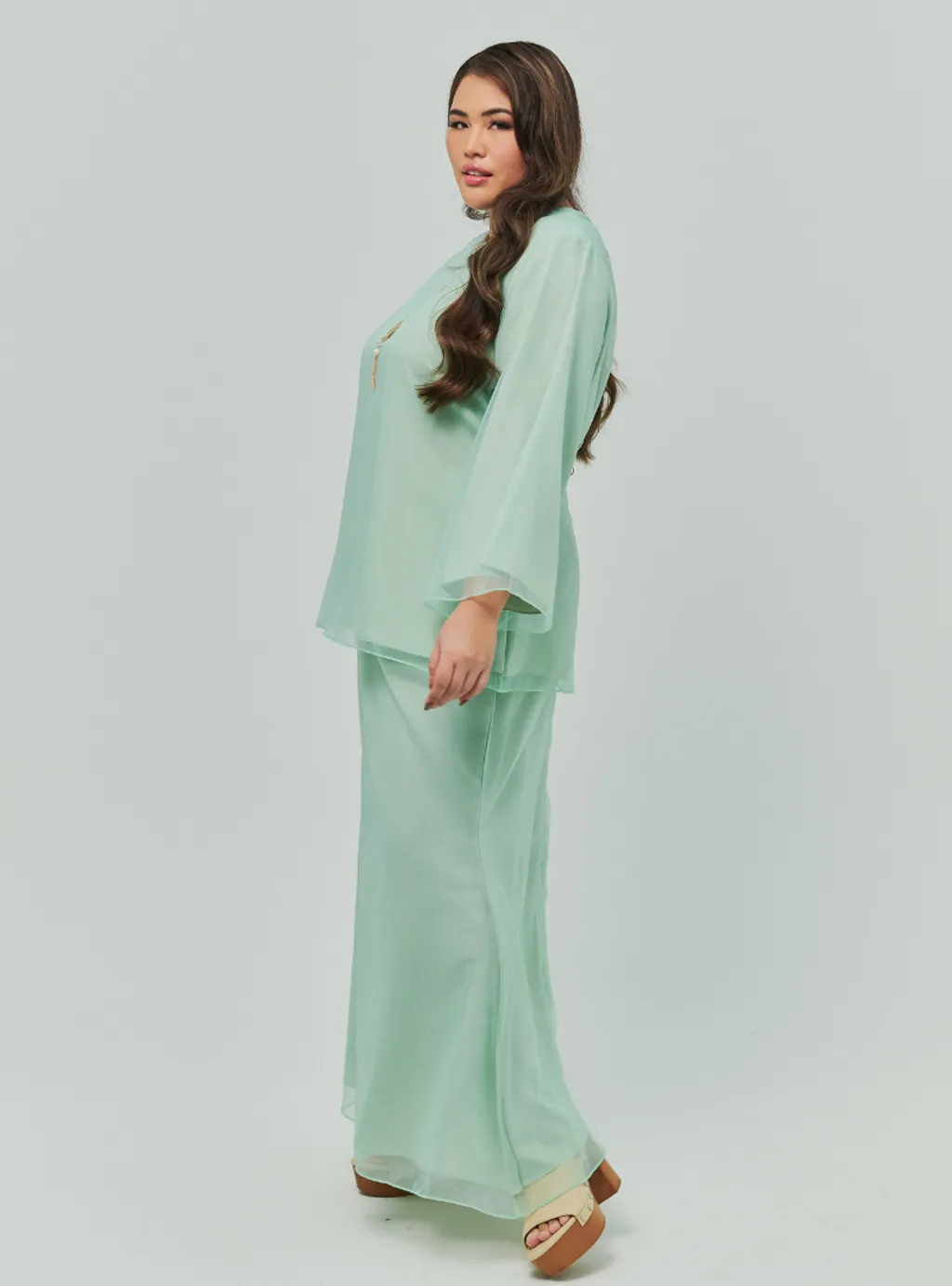 Setelan Tun Aminah Organza Basic Kurung