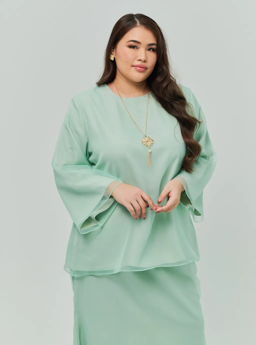 Setelan Tun Aminah Organza Basic Kurung