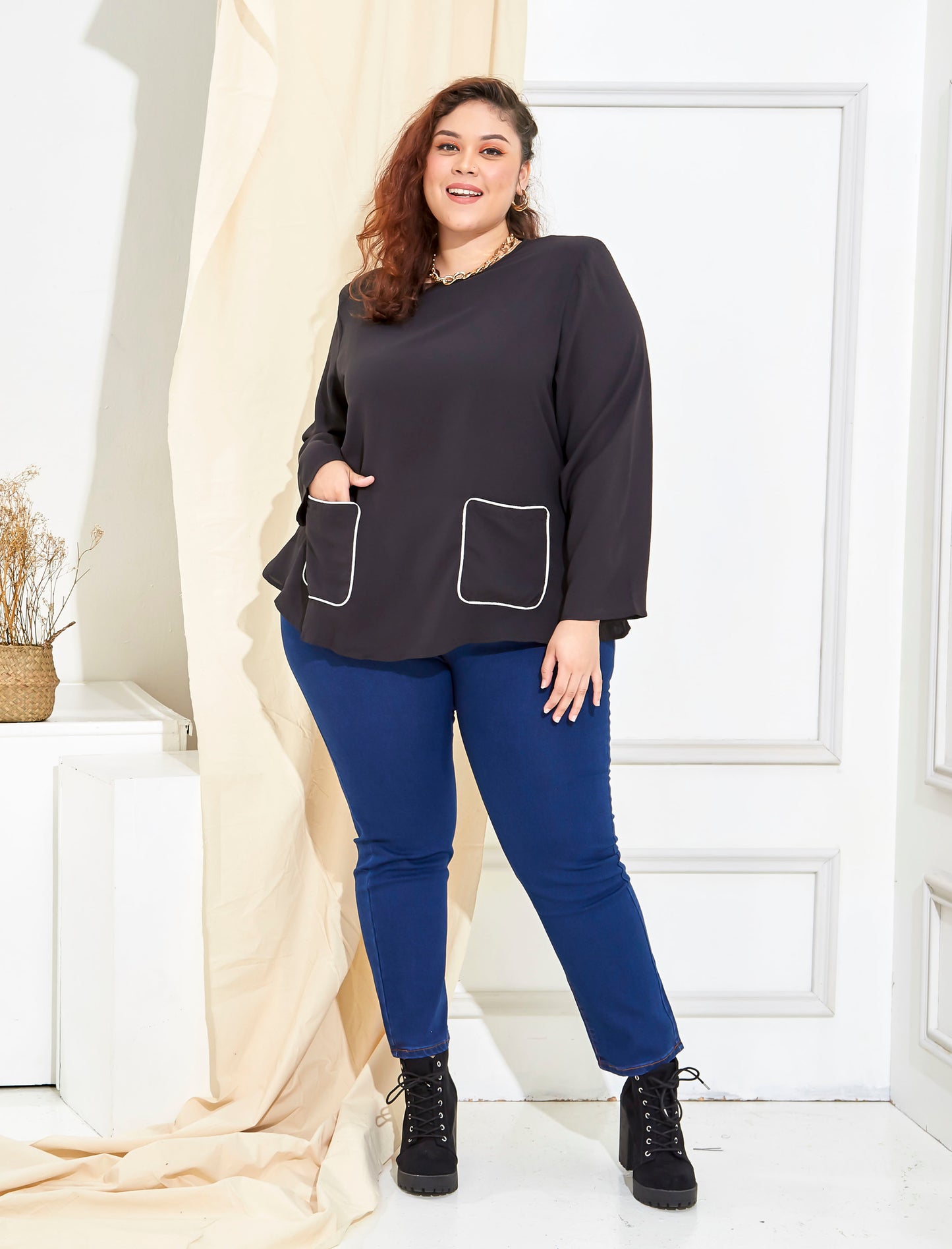 Curva Fabulous - Ms Selena Biker'S Top - CURVA FABULOUS INDONESIA - Shirts & Tops