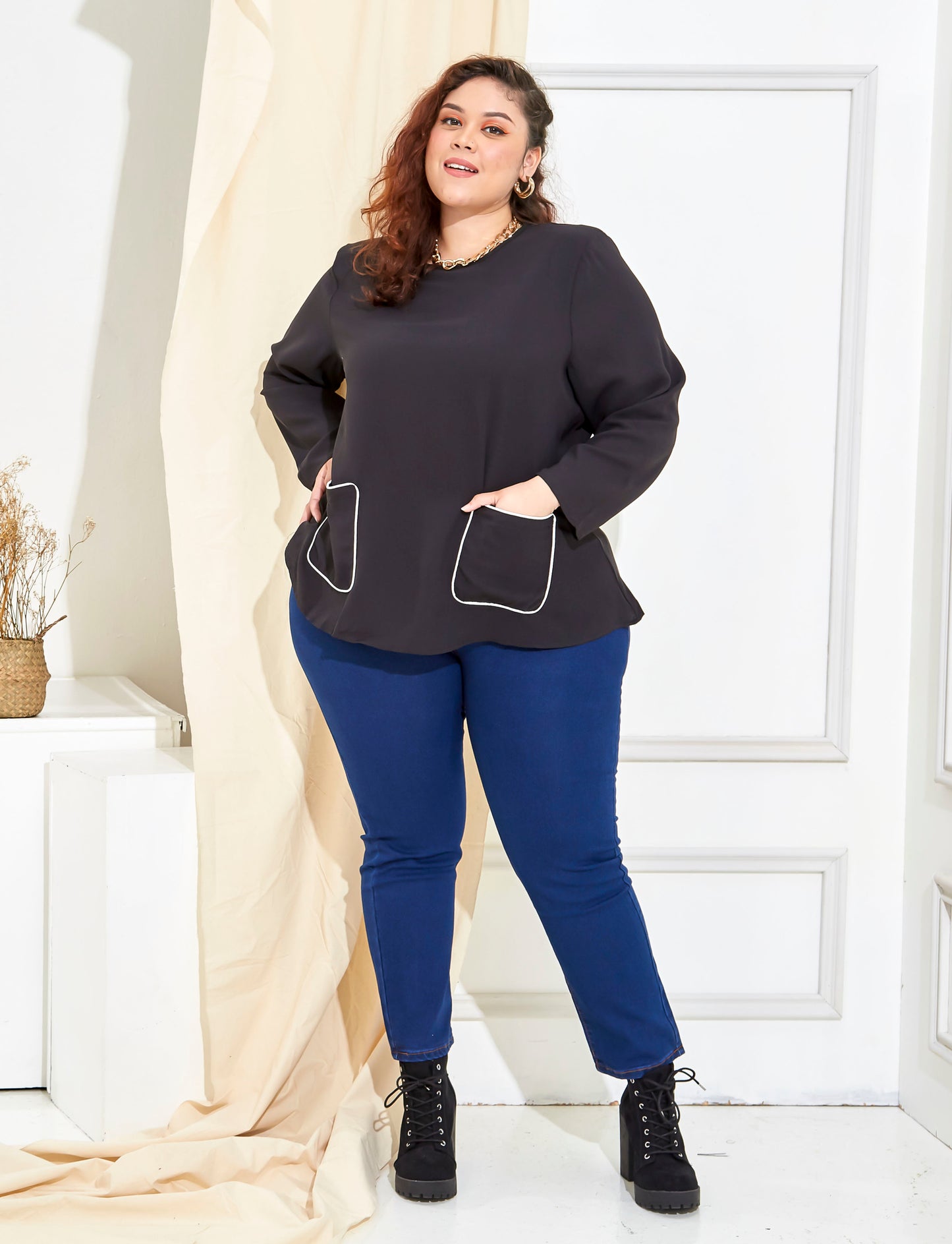 Curva Fabulous - Ms Selena Biker'S Top - CURVA FABULOUS INDONESIA - Shirts & Tops