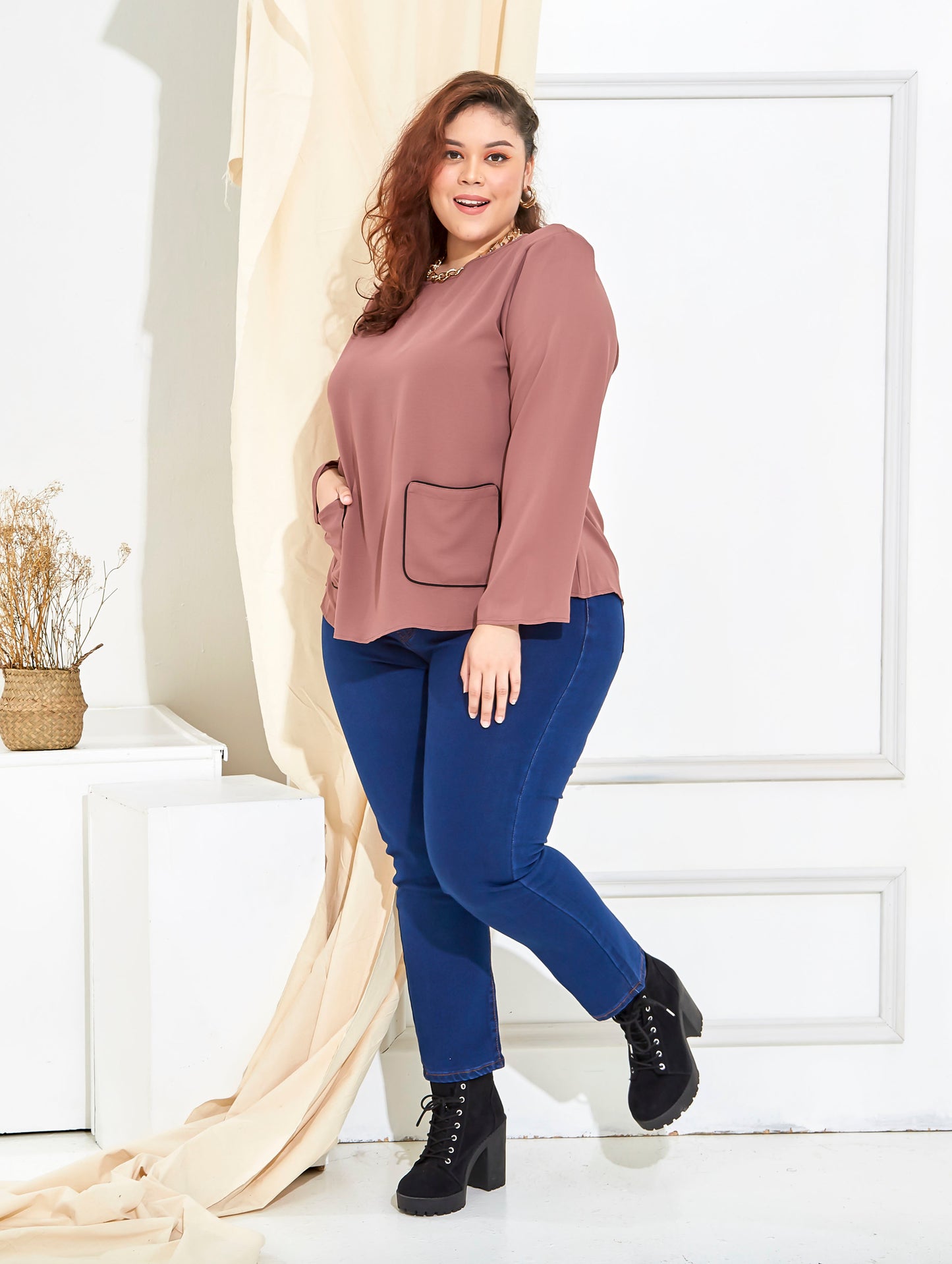 Curva Fabulous - Ms Selena Biker'S Top - CURVA FABULOUS INDONESIA - Shirts & Tops