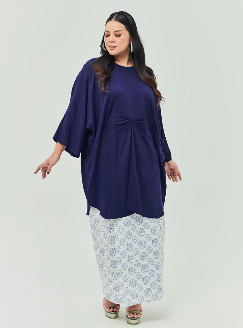 Tun Bedah Kaftan X Front Fold Songket Skirt - Selesa Lebaran