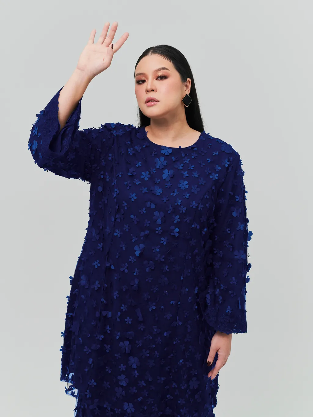 Setelan Tun Sharifah 3D Flower Lace Kurung