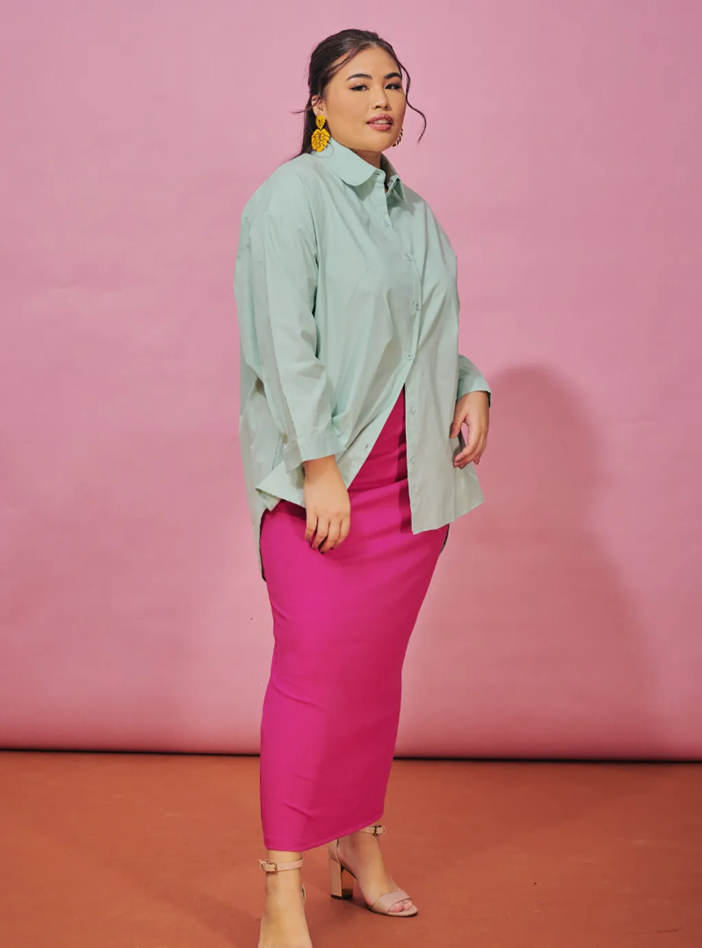 Curva Fabulous - Kemeja Dropped Shoulder Oversize Shirt - New Batch Vibrant  Green Series - CURVA FABULOUS INDONESIA - Shirts & Tops