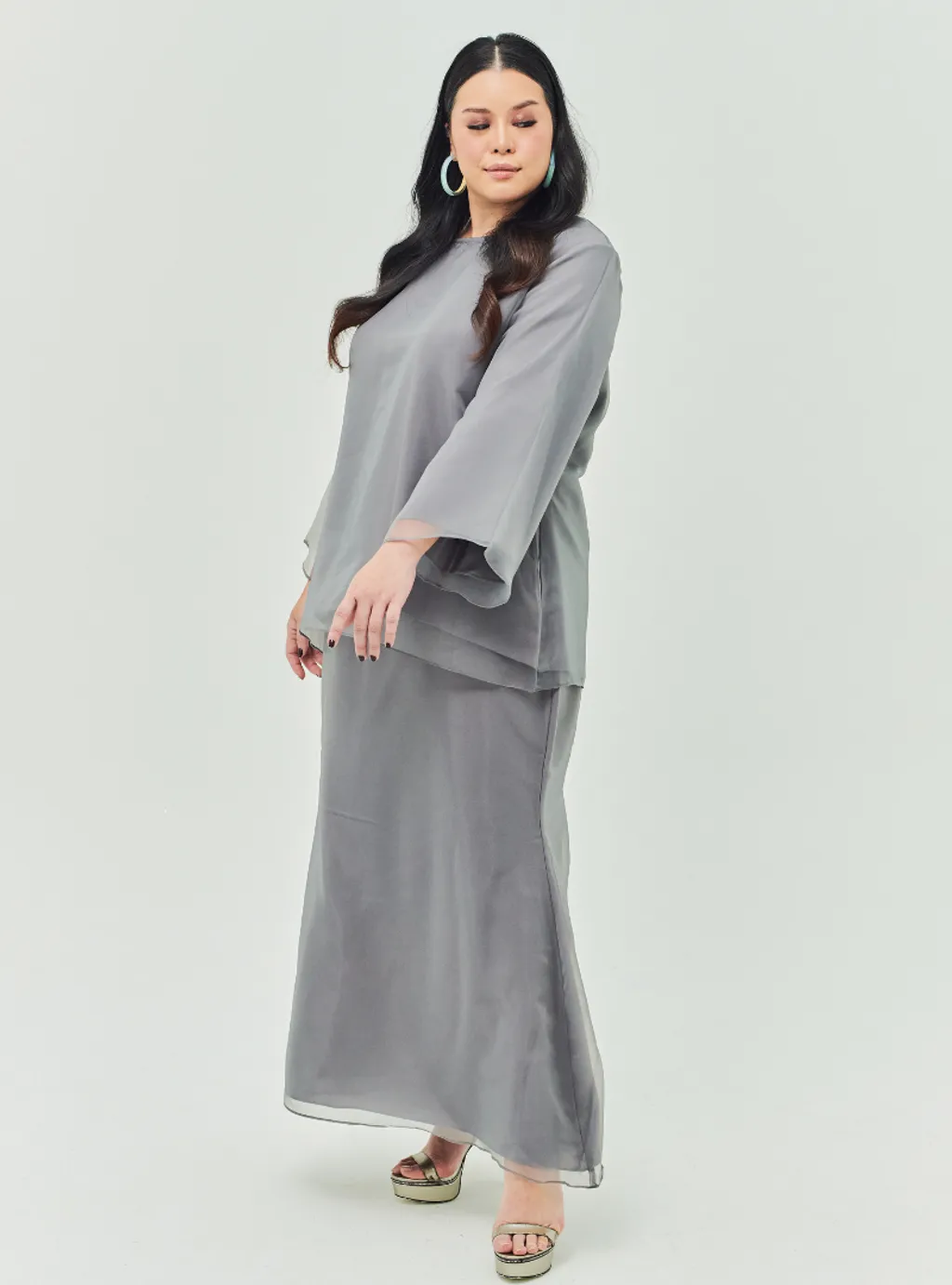 Setelan Tun Aminah Organza Basic Kurung