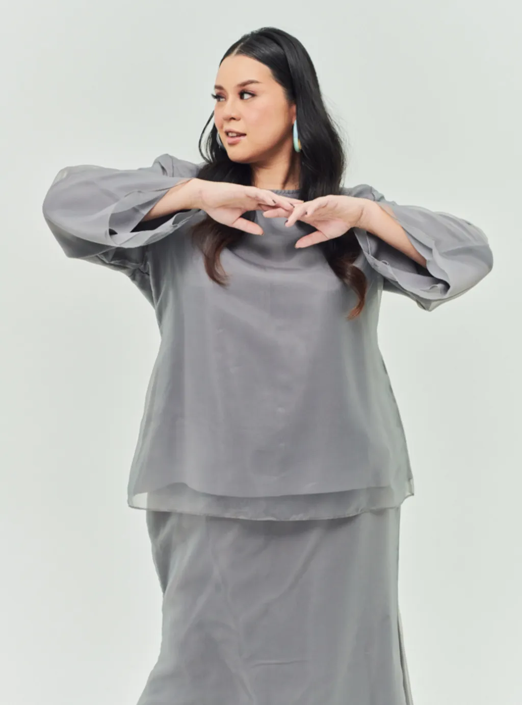 Setelan Tun Aminah Organza Basic Kurung