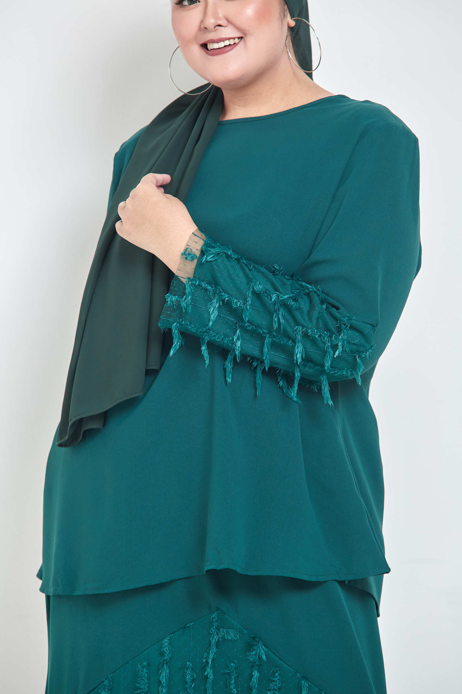 Curva Fabulous - The Minimalist - Lalang Feathers Series - CURVA FABULOUS INDONESIA - Outfit Sets