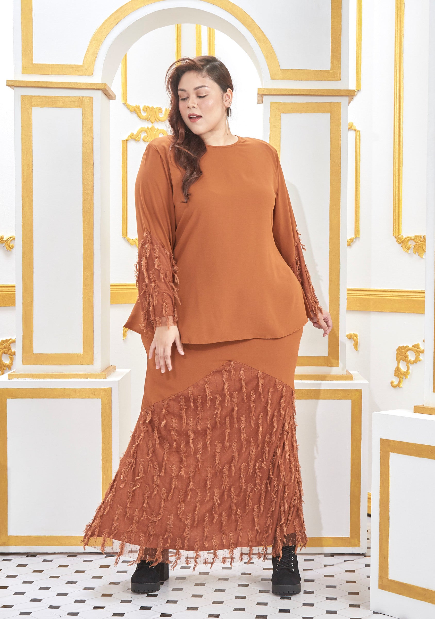 Curva Fabulous - The Minimalist - Lalang Feathers Series - CURVA FABULOUS INDONESIA - Outfit Sets