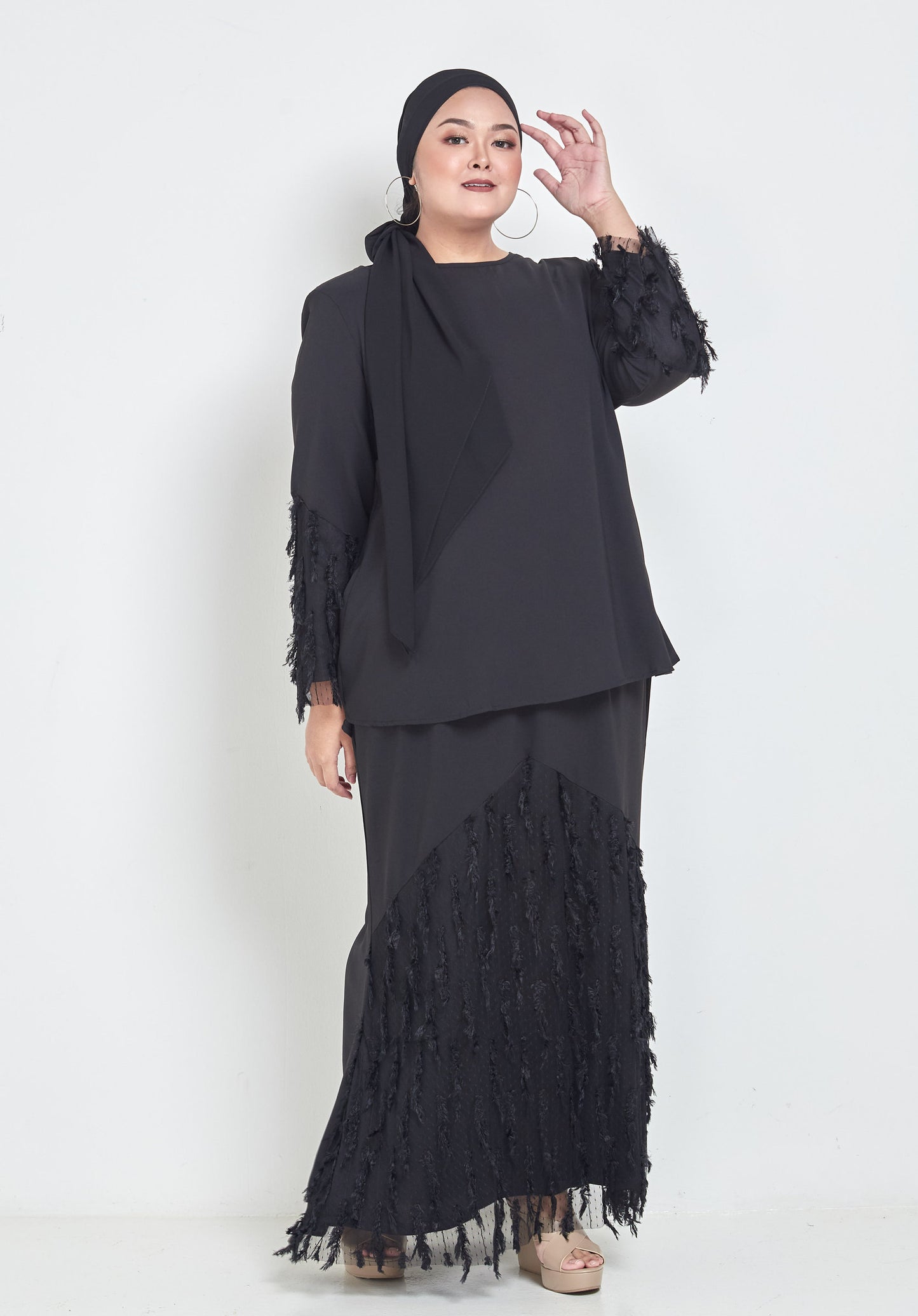 Curva Fabulous - The Minimalist - Lalang Feathers Series - CURVA FABULOUS INDONESIA - Outfit Sets