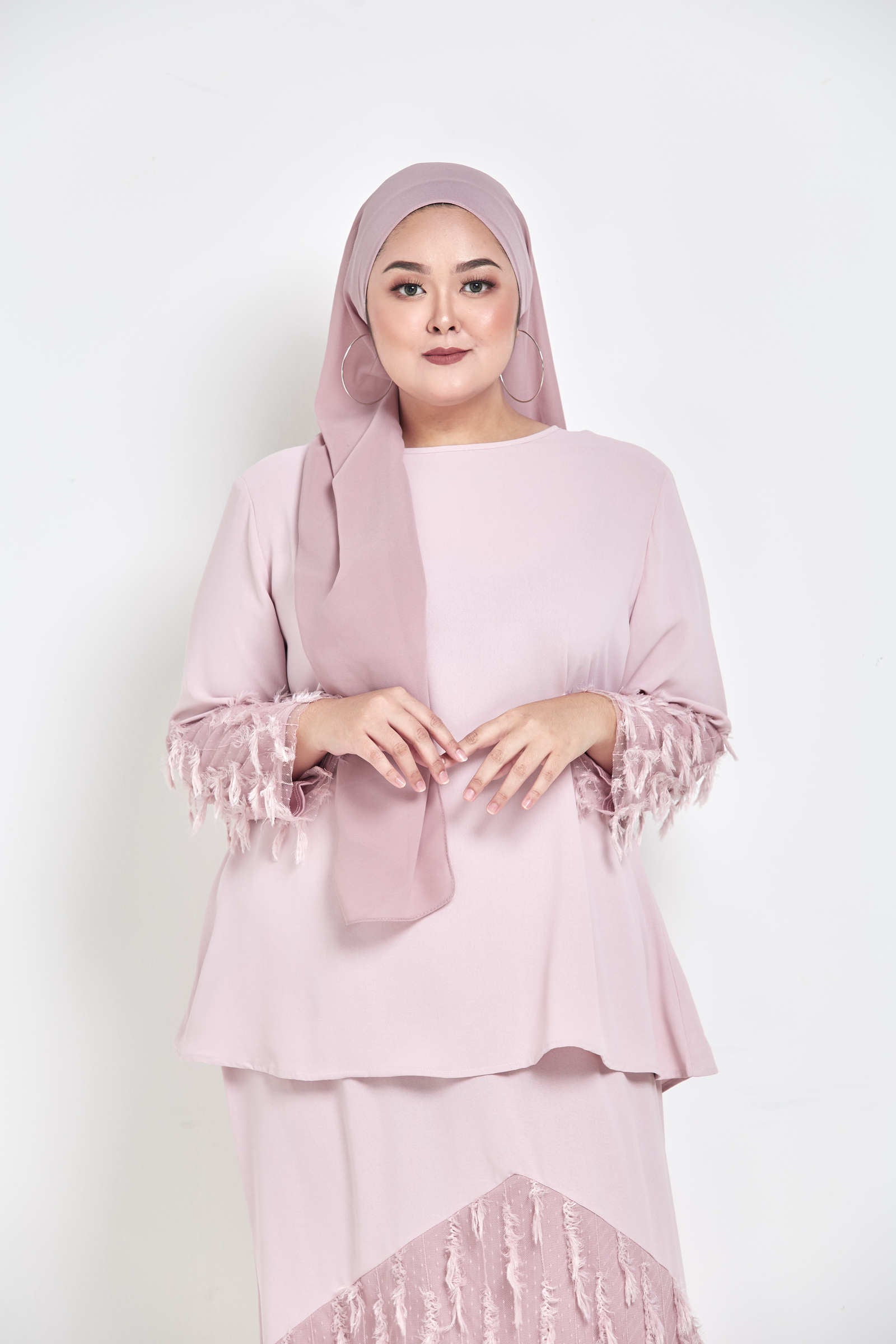 Curva Fabulous - The Minimalist - Lalang Feathers Series - CURVA FABULOUS INDONESIA - Outfit Sets