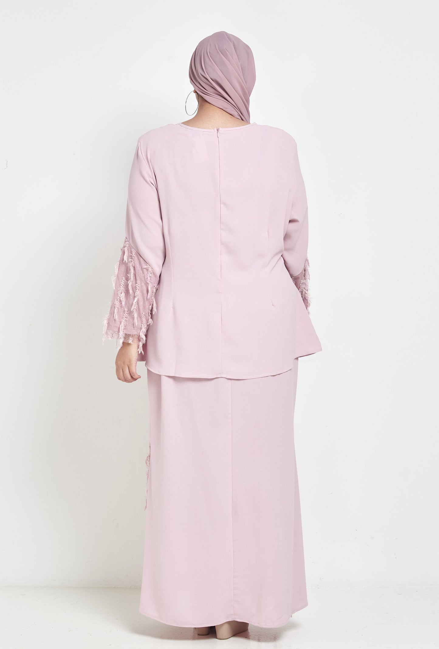 Curva Fabulous - The Minimalist - Lalang Feathers Series - CURVA FABULOUS INDONESIA - Outfit Sets