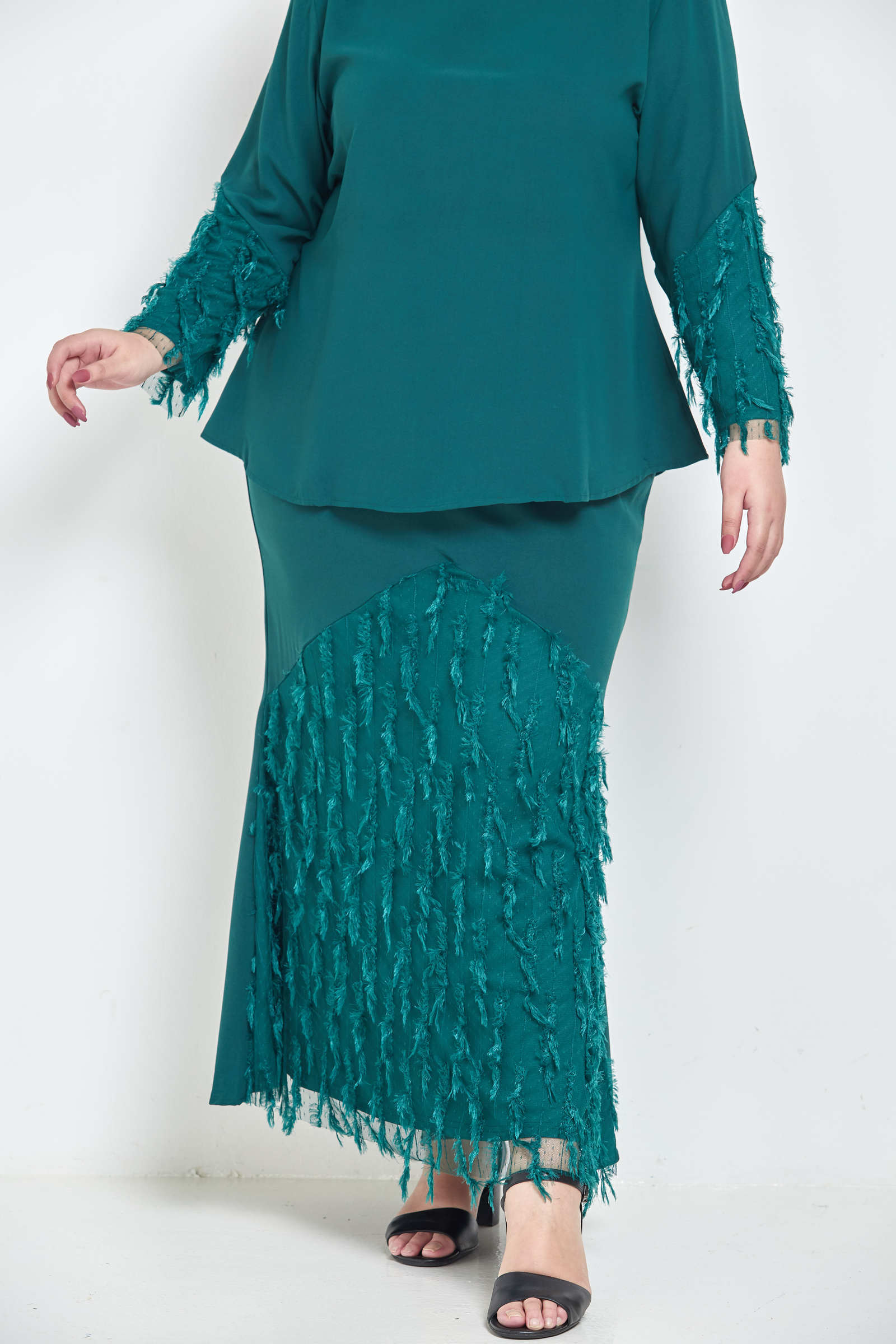 Curva Fabulous - The Minimalist - Lalang Feathers Series - CURVA FABULOUS INDONESIA - Outfit Sets