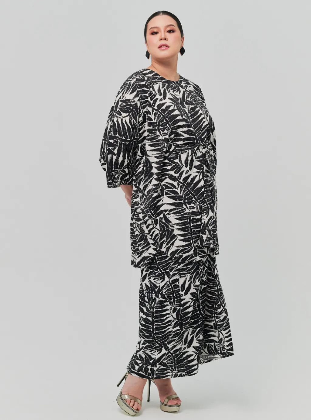 The Vintage Opah Kurung Set