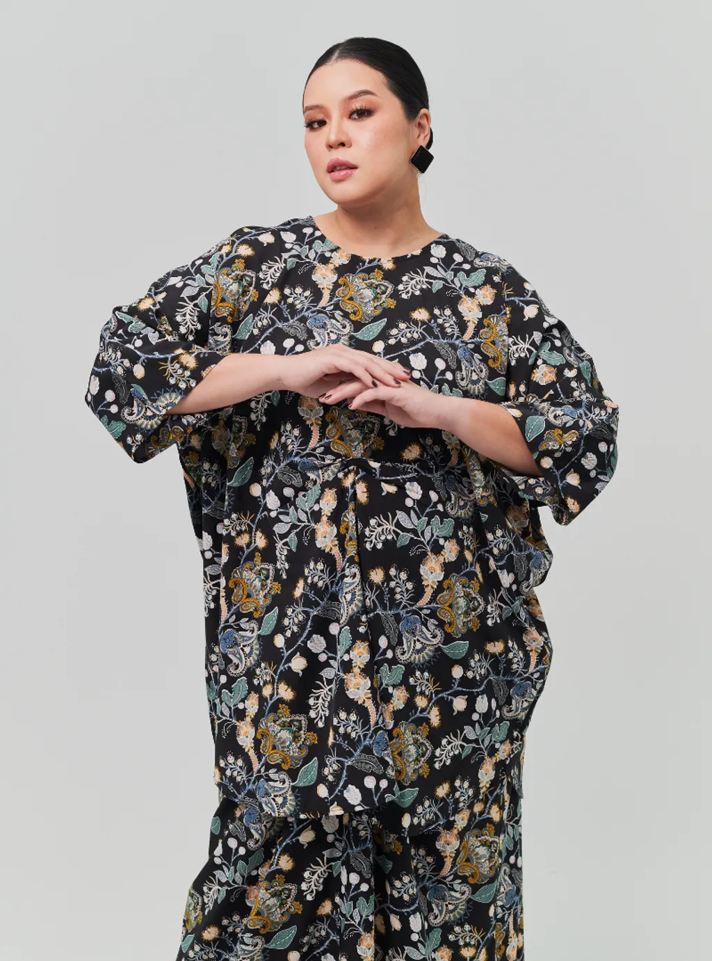 The Vintage Opah Kurung Set