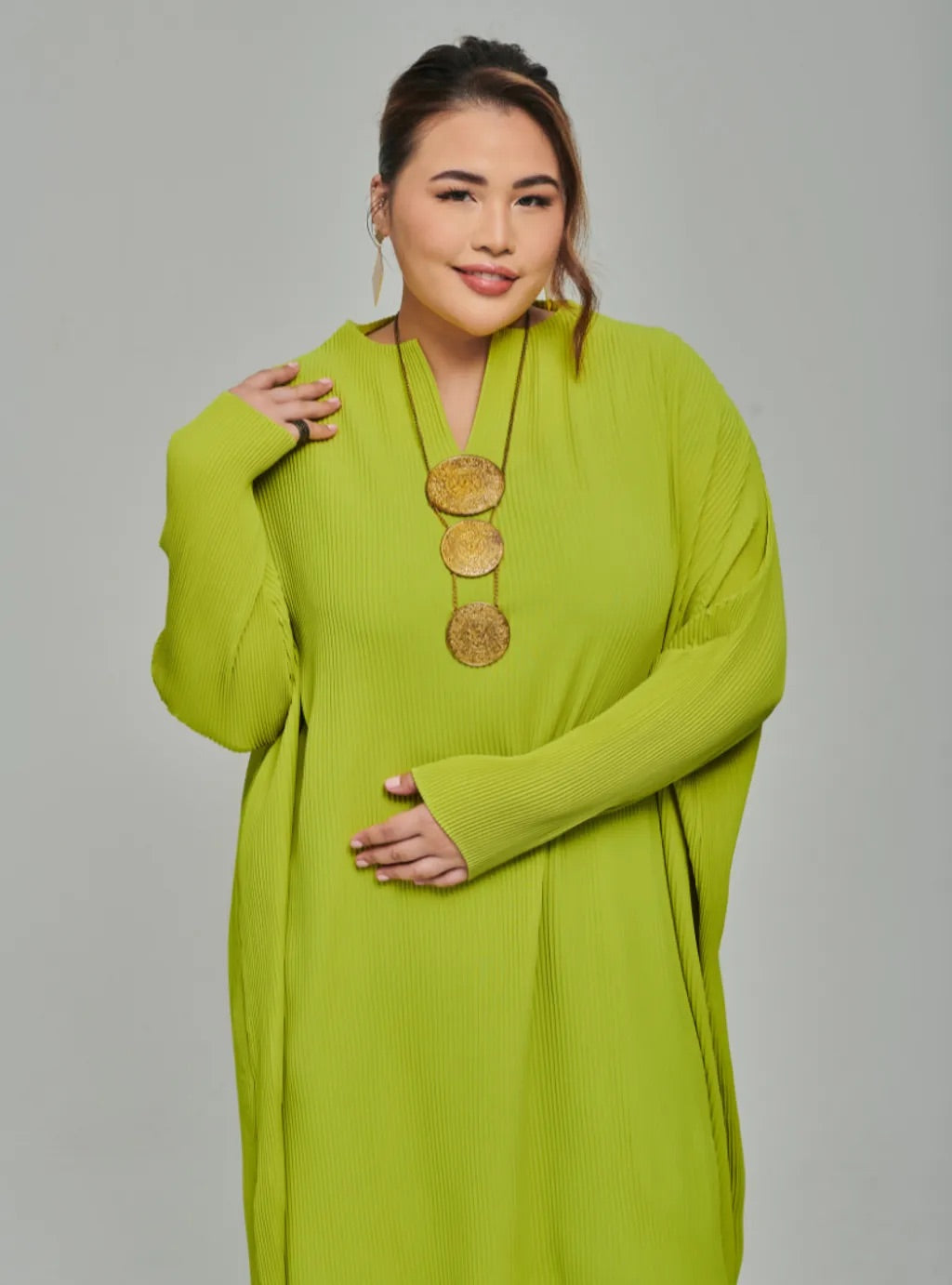 Tun Aimellia Plisket Maxi Dress