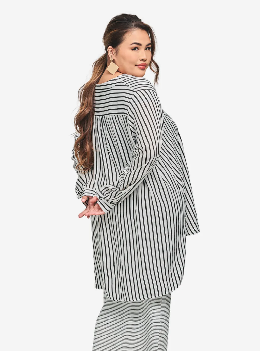 Kemeja Mandarin Collar Oversized Shirt - Striped Series