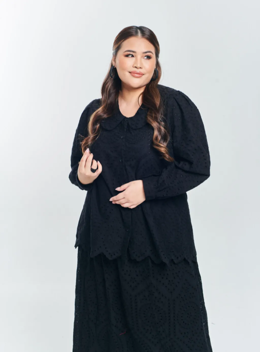 Setelan Tun Hasmah Eyelet Doll