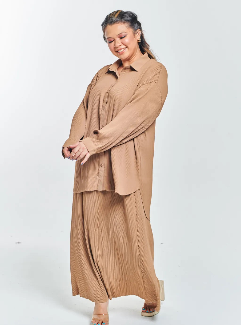 Tun Izzah Pleated Co-ord Set Earthy