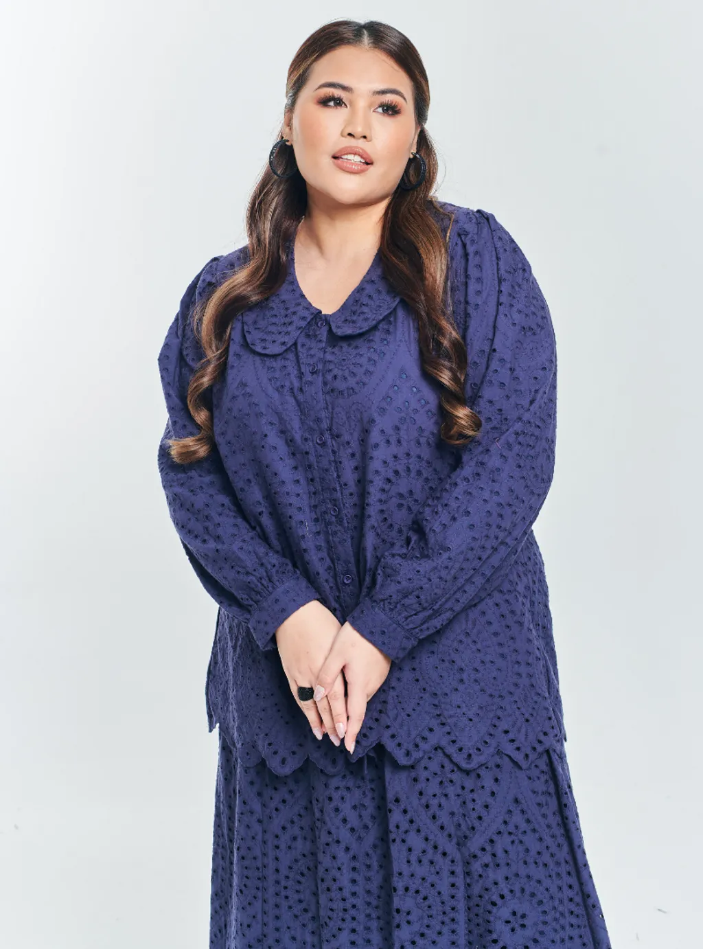 Setelan Tun Hasmah Eyelet Doll