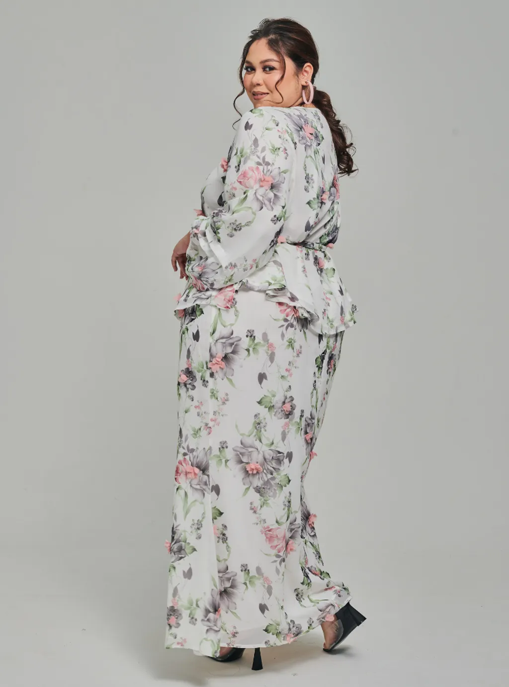 Tun Hamidah 3D Fleur Chiffon Wrap Kurung