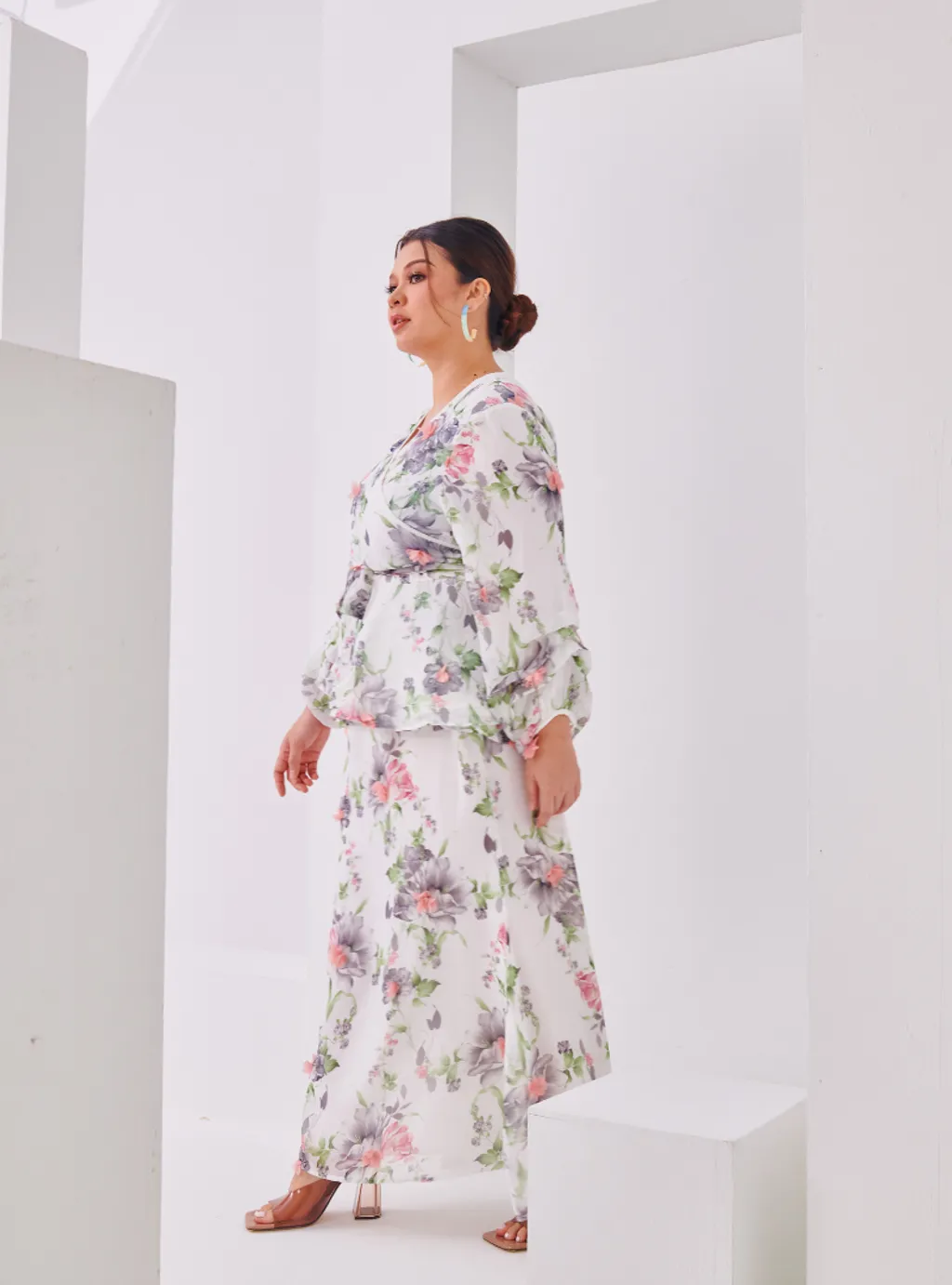 Tun Hamidah 3D Fleur Chiffon Wrap Kurung