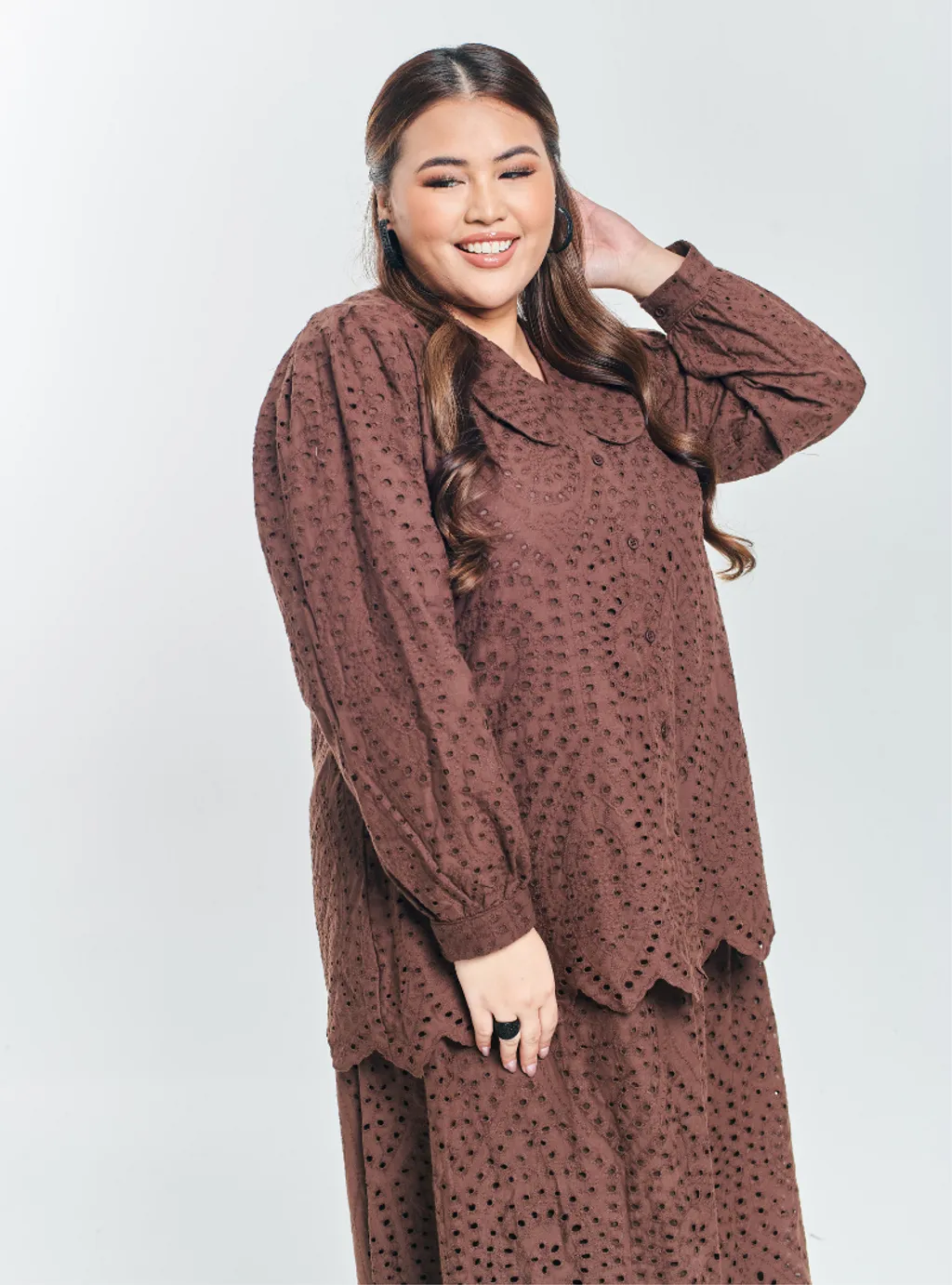 Setelan Tun Hasmah Eyelet Doll