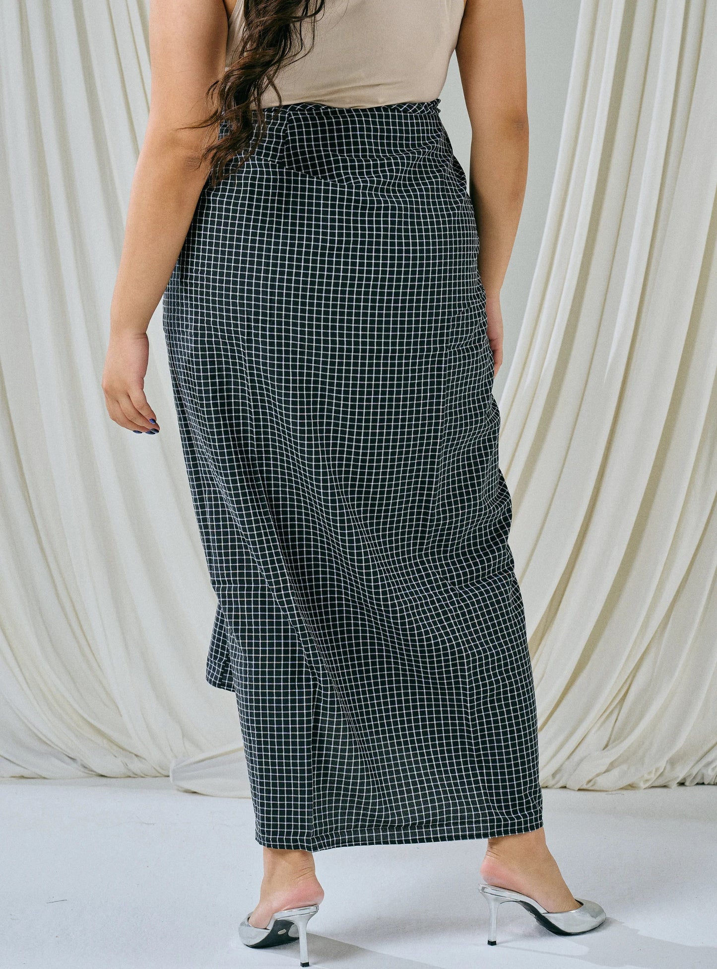 PO HENING LEBARAN - Melly Instant Pario Wrap Skirt Only - Black Small Checked