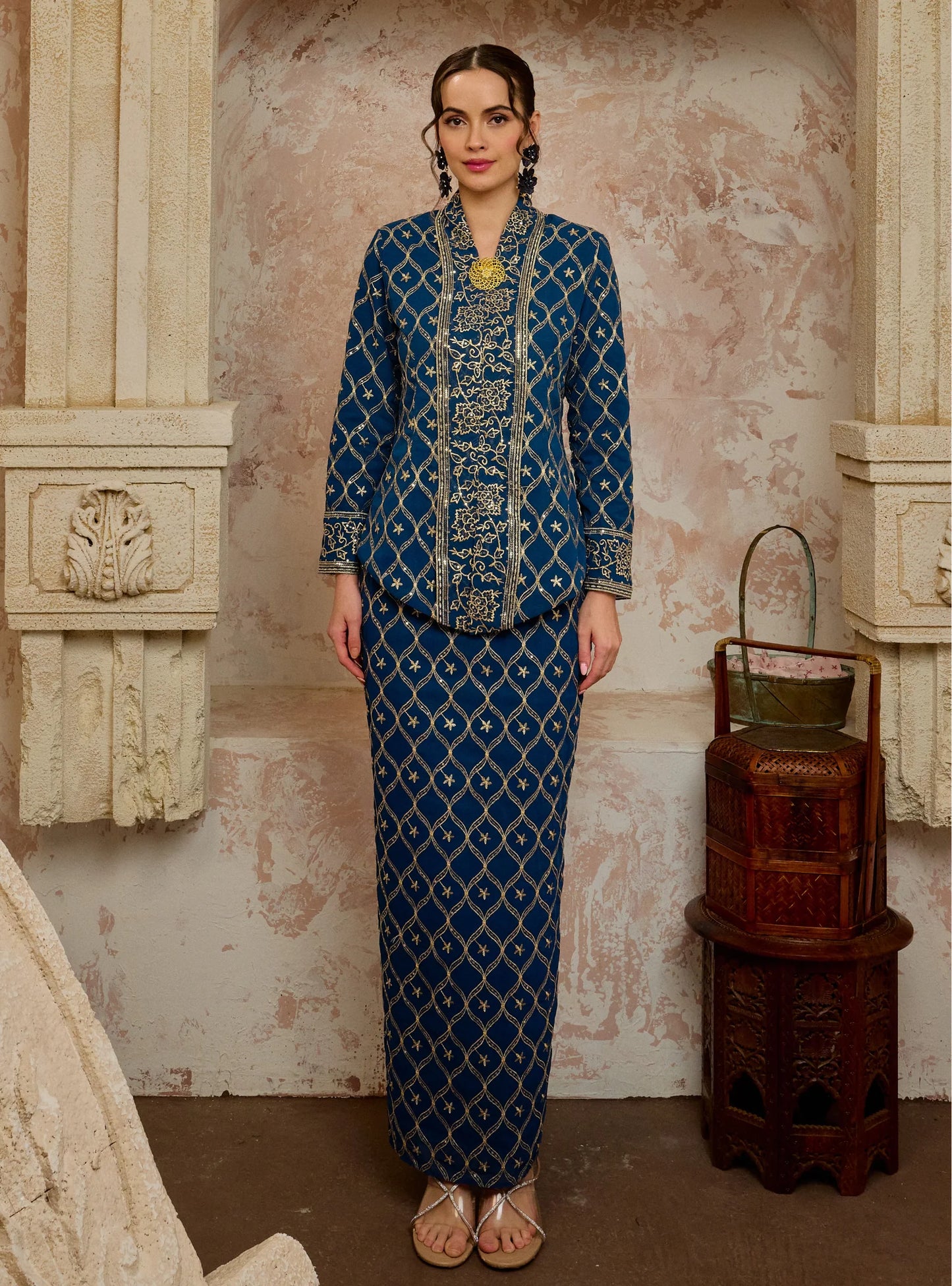 Setelan Seri Cempaka Embroidered Kebaya Kurung