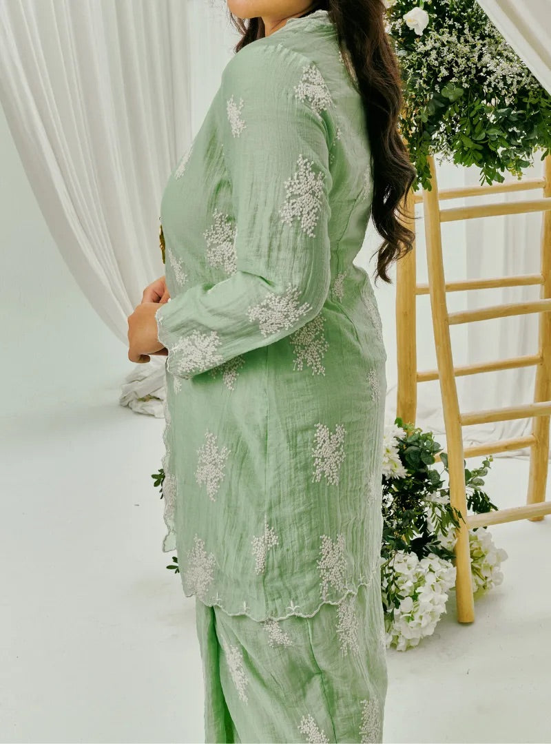 PO TUN SALOMA Raya Klasik Kebaya Kurung