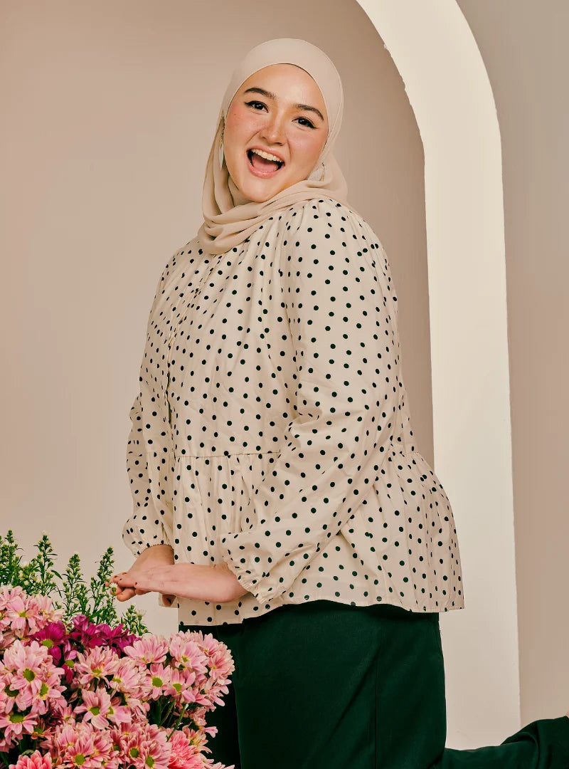 PO Bambi Button-Front Top