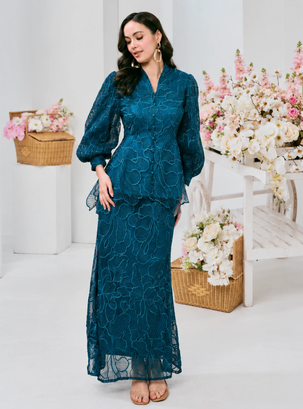 Setelan Bunga Melur Lace Kebaya Doll Kurung