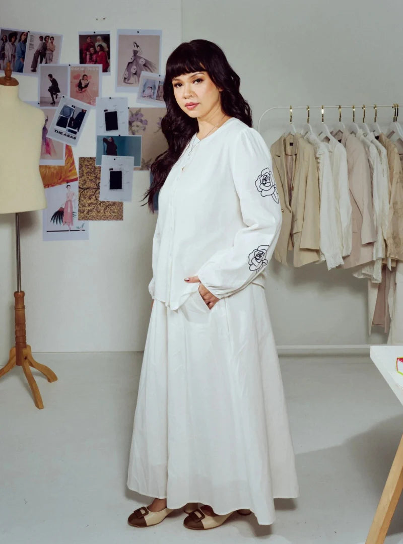 Kemeja Tess Embroidered Button-up Shirt