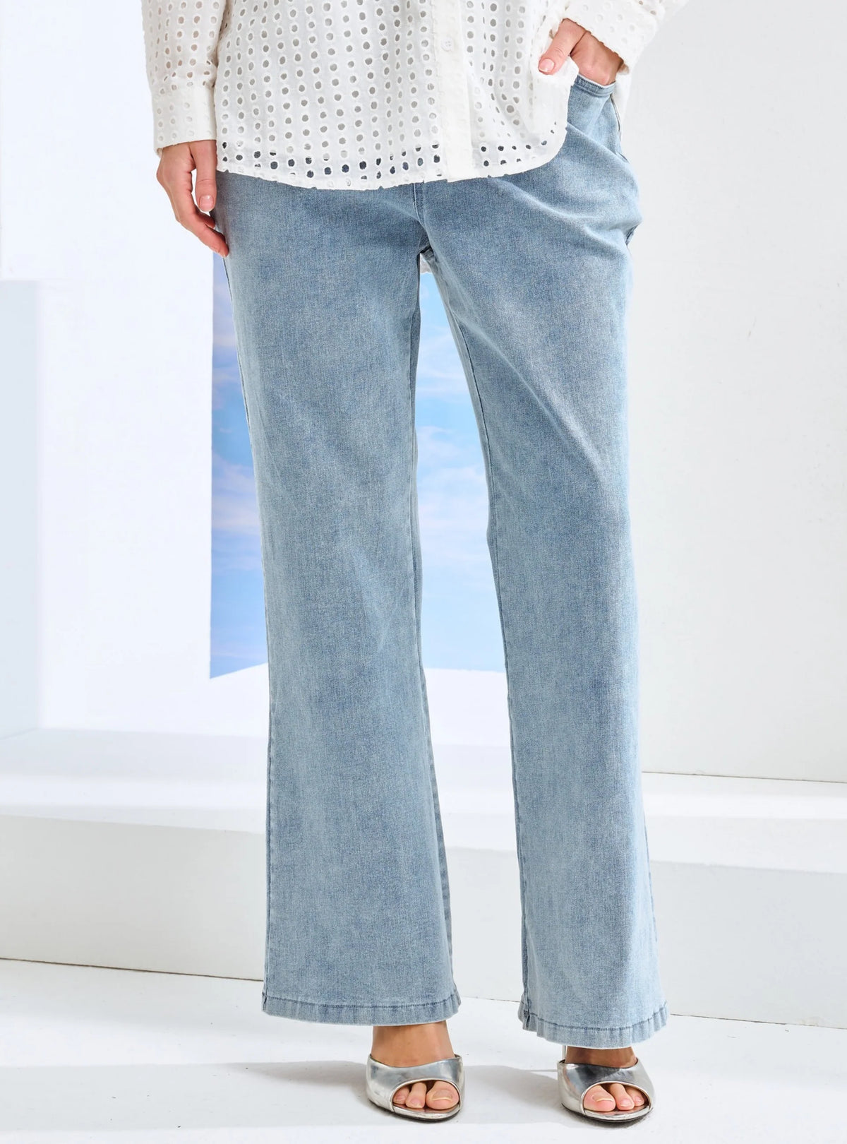 Celana Sora Flare Denim