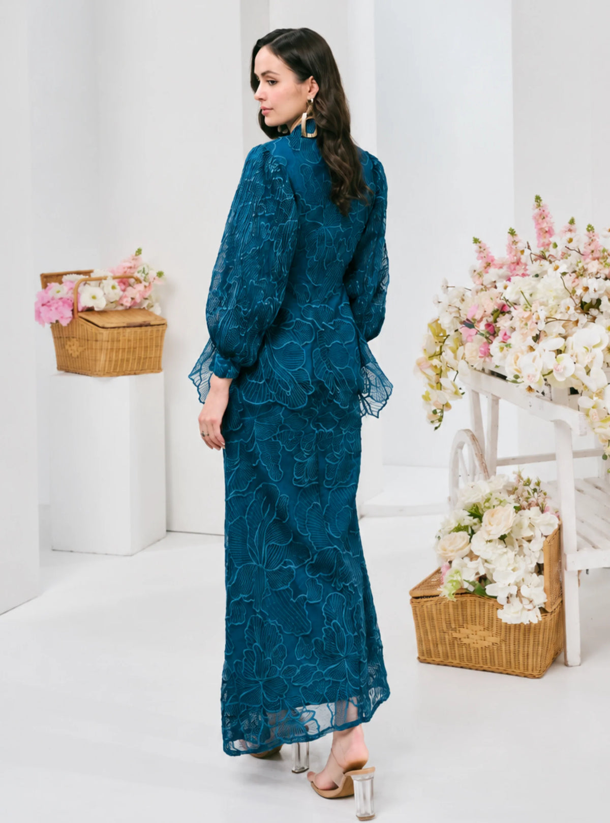 Setelan Bunga Melur Lace Kebaya Doll Kurung