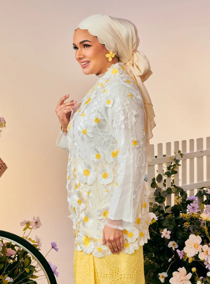 PO TUN JAEDA 3D Raya Embroidered Kebaya Kurung