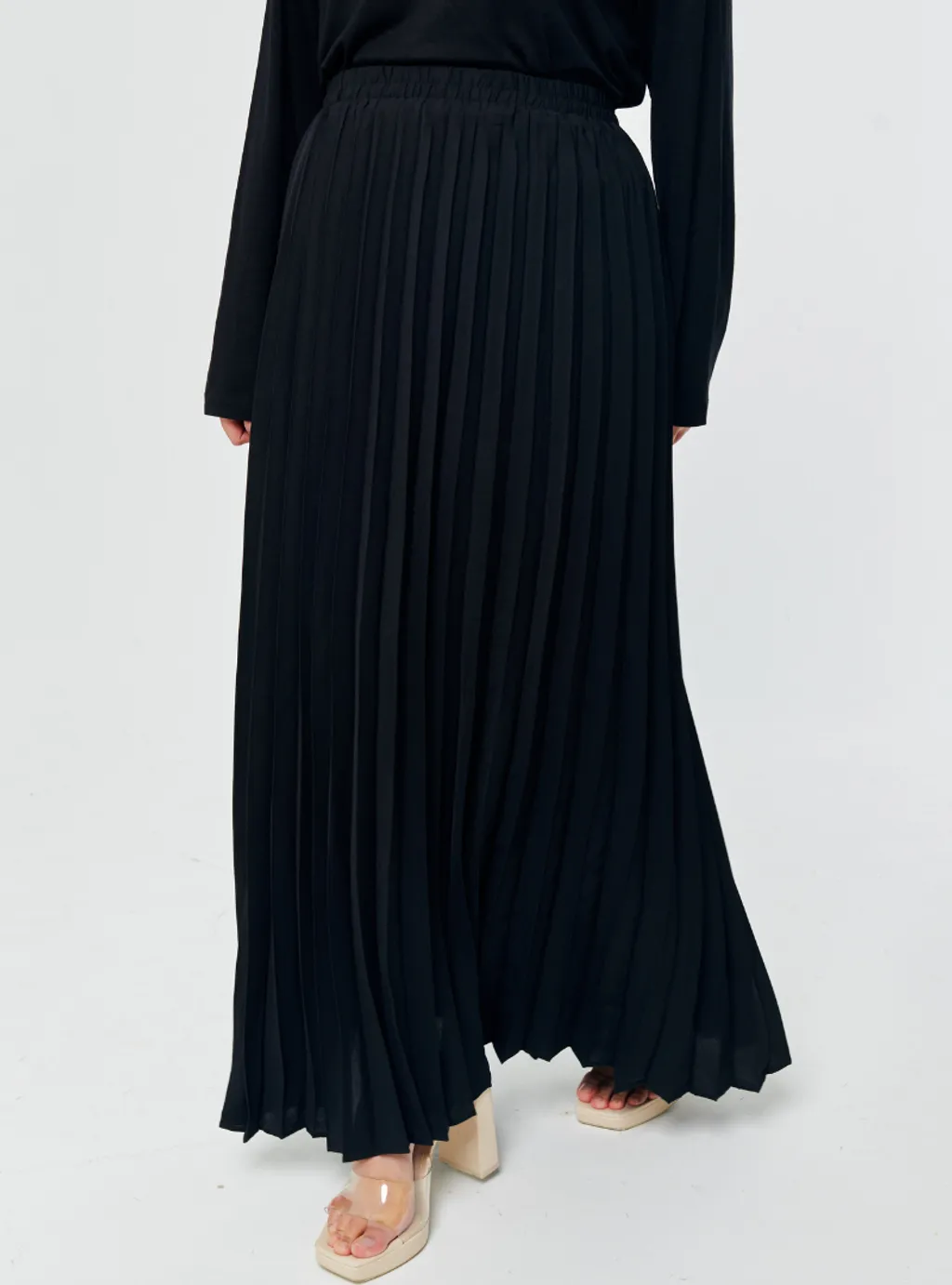 Basic Pleated Skirt