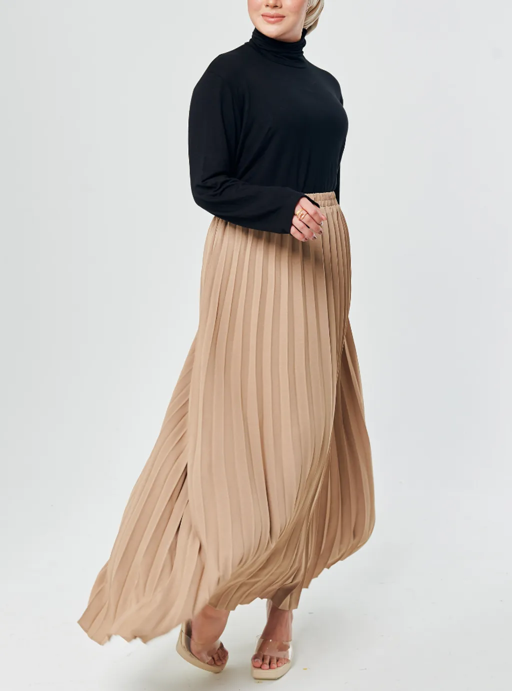 Basic Pleated Skirt